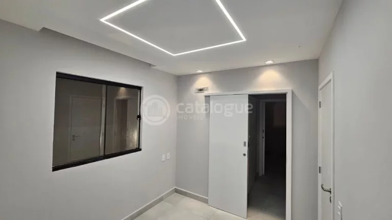 Imagem Linda casa a venda no Monte Carlo com 4 suites