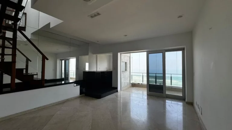 Imagem Cobertura com 3 Quartos à Venda, 300 m² em Barra Da Tijuca - Rio De Janeiro