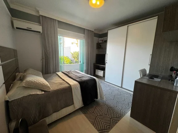 Imagem Casa alto padrão com edícula nos fundos 4 dormitórios sendo 2 suítes 4 vagas no Fiuza Lima em Itajaí