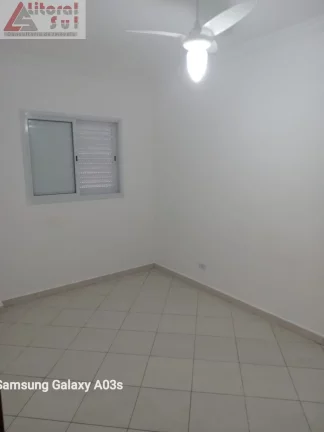 Imagem Apartamento para locação em Praia Grande-SP, Ocian: 1 quarto, 1 sala, 1 banheiro, 1 vaga de garagem, 44 m²!