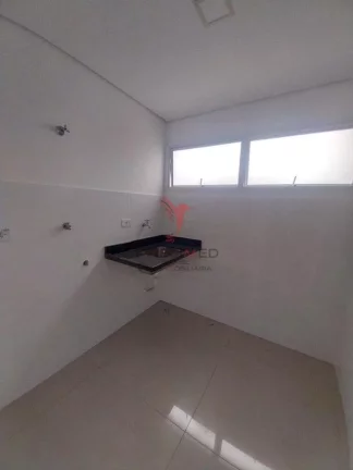 Imagem ...lt;br...gt;Apartamento a venda com 2 quartos sendo 1 su...iacute;te com blindex, sala, cozinha, b...