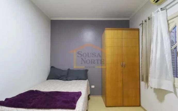 Imagem Sobrado mobiliado com 288 m² de área total. Possui 4 dormitórios, sendo 1 suíte, 3 banheiros. Am...
