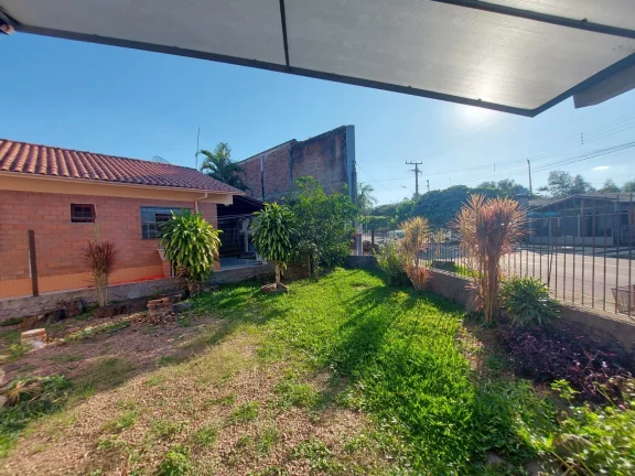 Imagem Ampla casa de 3 quartos com 145 metros construídos e 377 metros de terreno