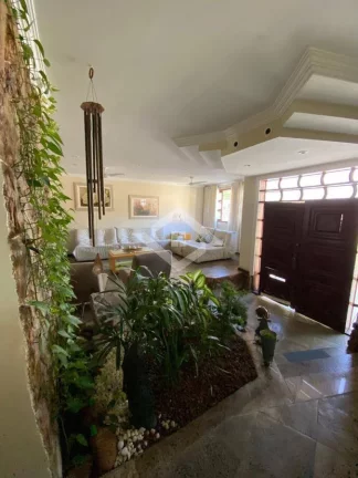 Imagem Casa para Venda no bairro Itaipu, localizado na cidade de Niterói / RJ.