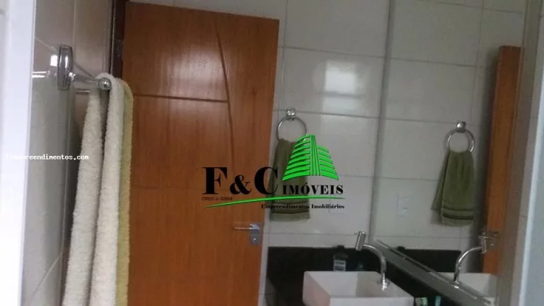 Imagem Sobrado para Venda em Limeira, Jardim Nova Limeira, 2 dormitórios, 1 suíte, 1 banheiro, 2 vagas