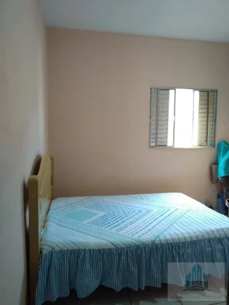 Imagem Sobrado com 5 quartos, 210m2, à venda em Itaquaquecetuba, Vila Itaquassu