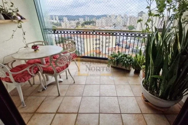 Imagem Apartamento com 3 dormitórios, sendo 3 suítes com closet, ambientes amplos, bem iluminados e venti...
