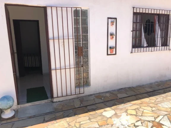 Imagem Casa para Venda em Itanhaém, Vila Tupi, 3 dormitórios, 1 banheiro, 2 vagas