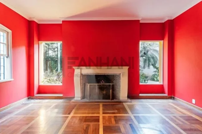 Imagem Casa de Luxo no Jardim Europa: 5 Quartos, 3 Suítes, 4 Salas, 10 Vagas de Garagem, 600m² - Venda ou Locação em SP