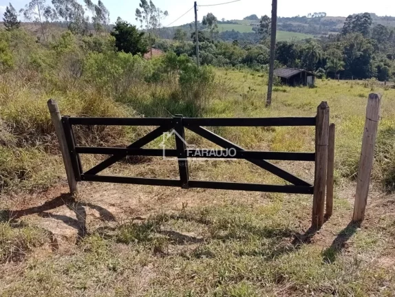 Imagem Sítio à venda em São Miguel Arcanjo com 5303m² 3 quartos, 5 vagas