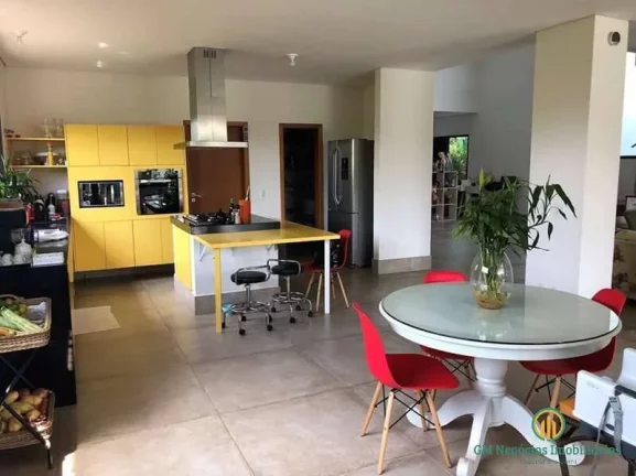 Imagem Vintage - 6 stes (4 + 2 hóspedes), piscina, gourmet alugada com renda $17k