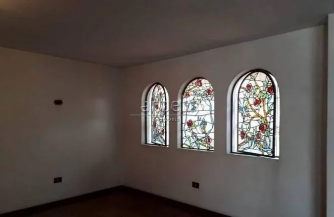 Imagem Sobrado com 329 metros quadrados de área útil, com 4 dormitórios sendo 1 dormitório reversível ...