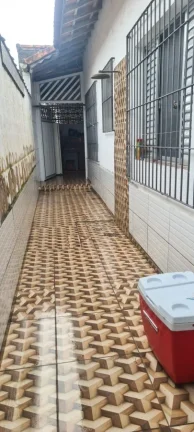 Imagem Casa para Venda em Praia Grande, Maracanã, 2 dormitórios, 1 suíte, 1 banheiro, 2 vagas