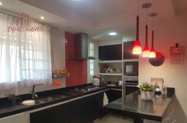 Imagem Sobrado 308m² no Horto do Ypê - 2 suítes - 3 vagas