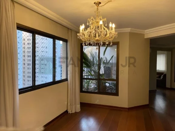 Imagem Apartamento de alto padrão à Venda ou Locação em Indianópolis, São Paulo-SP: 4 Quartos, 2 Suítes, 3 Salas, 5 Banheiros, 4 Vagas, 236m².