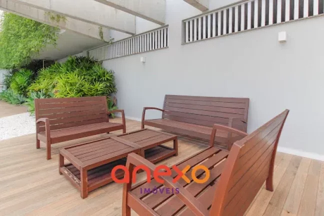 Imagem Apartamento para locação em Blumenau com 1 dormitório e área de lazer, no Edifício Punta Carena.
