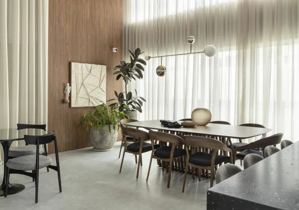 Imagem Cobertura com 4 dormitórios à venda sendo 4 suítes, 379.35 m² por - R$ 10.250.000,00 - Centro - Bal. Camboriú/SC