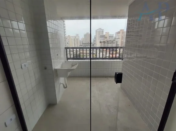 Imagem Apartamento com 2 Dormitórios na Vila Guilhermina em Praia Grande