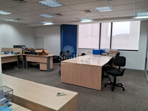 Imagem Laje corporativa à venda na região da Berrini | TOTALMENTE MOBILIADA - 442m² - 10 vagas - R$3.200.000, - Apenas R$7.200,/m² | R. Geraldo F. Gomes - Itaim Bibi, São Paulo/SP