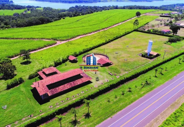 Imagem Terreno à venda com 870m² de Frente para o Rio  Mendonça/SP