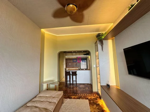 Imagem Apartamento Porteira fechada Frente Praia com 1 dormitório à venda, 67 m² por R$ 710.000 - Gonzaga - Santos/São Paulo