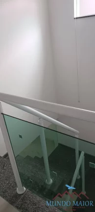 Imagem Sobrado Novo, 3 Suítes, 4 Vagas e Quintal Incrível no Parque São Vicente!