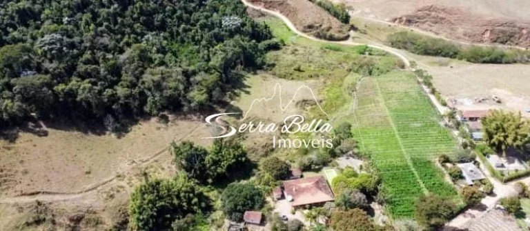 Imagem Fazenda com 3 dormitórios à venda, 580800 m² por R$ 1.500.000,00 - Centro - São José do Vale do Rio Preto/RJ