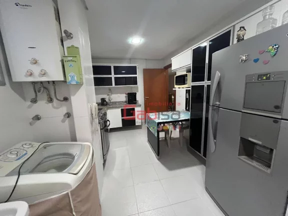 Imagem Apartamento com 4 dormitórios à venda, 217 m² por R$ 1.500.000 - Praia do Forte - Cabo Frio/RJ