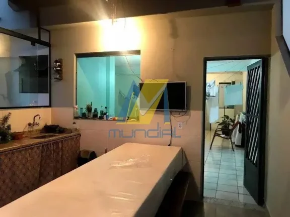 Imagem Casa incrível à venda: 4 dormitórios, 3 vagas e espaço gourmet completo