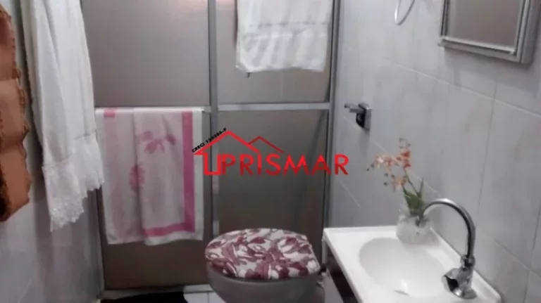 Imagem Ótima Casa térrea na Praia Grande 2 vagas cobertas.