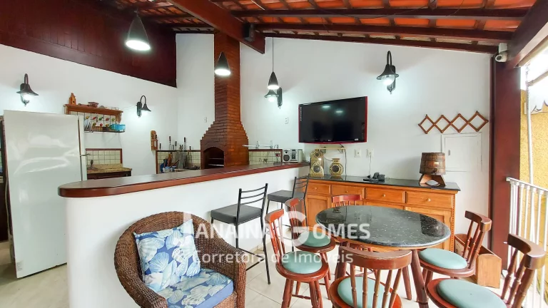 Imagem Casa sofisticada com 4 quartos, 3 suítes, jardins e área de lazer