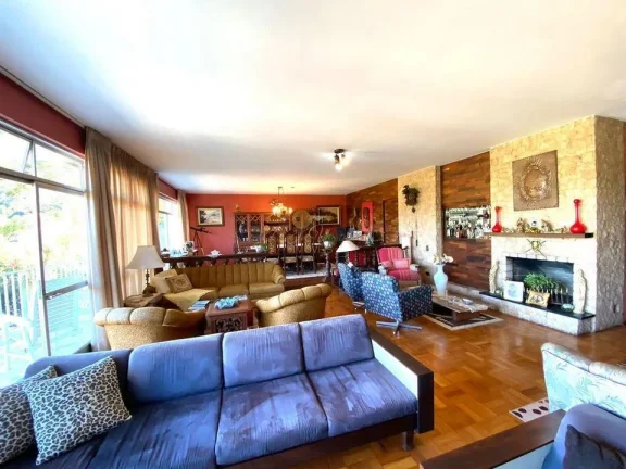 Imagem Casa para Venda em Teresópolis / RJ no bairro Golfe
