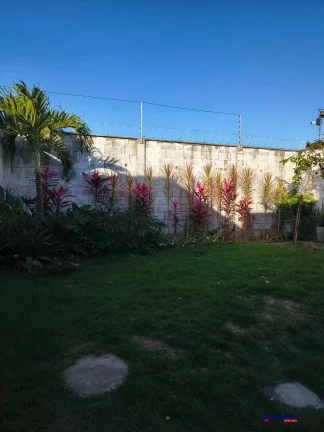Imagem VENDO CASA DE 2 DORMITORIOS SENDO UMA SUITE CONDOMINIO FENDI - SIM