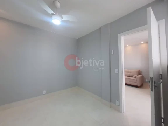 Imagem Apartamento linear reformado, 2 quartos, Centro - Cabo Frio