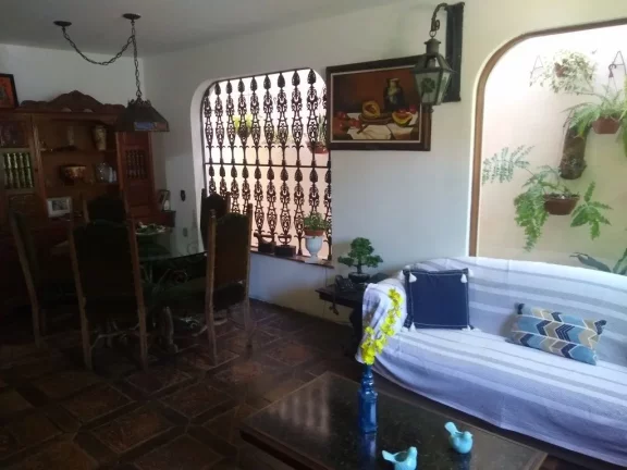 Imagem Casa Em Rua Tranquila No Parque Continental