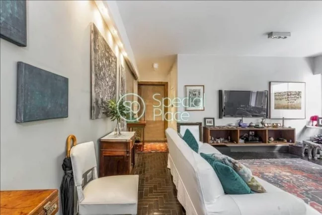 Imagem Ótimo apartamento reformado, com 110 m² no Jardim América. Living para dois ambientes com ar cond...