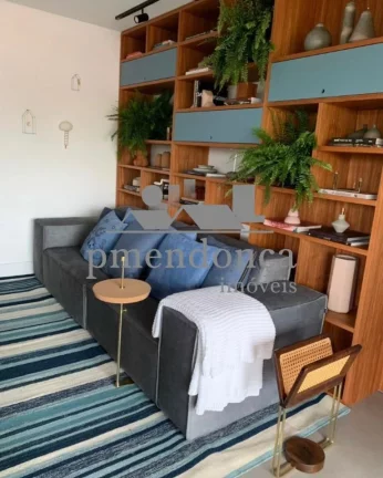 Imagem Apartamento em Pinheiros com 70m² totalmente reformado com muita luz natural.