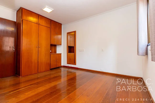 Imagem Parte plana dos Jardins - 3 Suítes - 4 Vagas - 189 m²