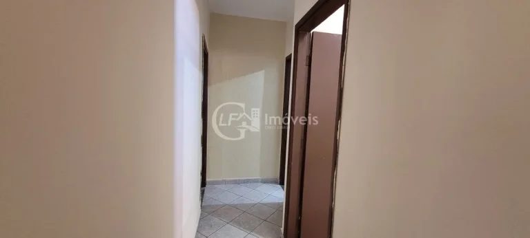 Imagem Casa à venda em Campo Grande-MS, bairro Coronel Antonino: 2 quartos, 1 sala, 2 banheiros, 2 vagas, 140m² de área. ¡Não perca!