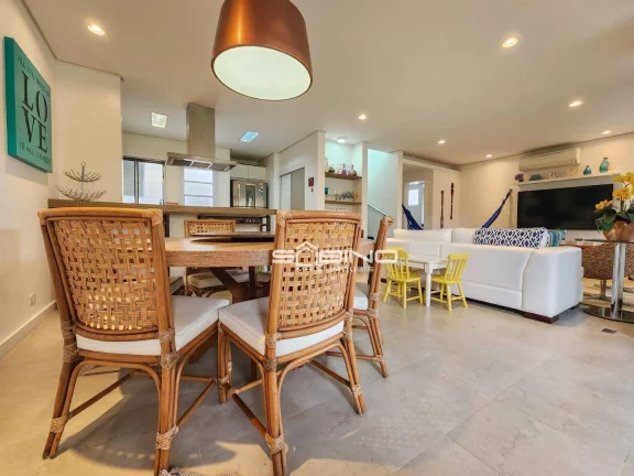 Imagem Belíssima casa de Villagio à venda com 4 Dormitórios sendo 2 suítes 232m² na Riviera de São Lourenço - Bertioga SP