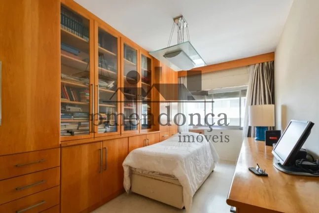 Imagem Apartamento Pinheiros, proximo Faria Lima, 3 domrts, 1 suite, 1 vaga