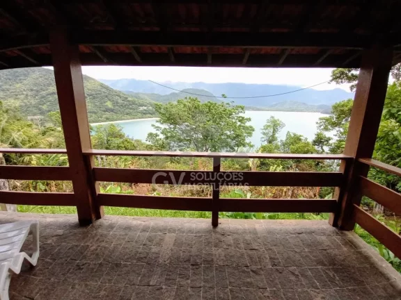 Imagem Casa com 3 dormitórios à venda, 187 m² por R$ 2.500.000,00 - Praia Vermelha do Sul - Ubatuba/SP