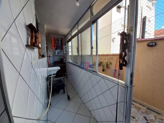 Imagem Apartamento no Gonzaga, com 103m2 de área útil, 3 quartos e doc OK