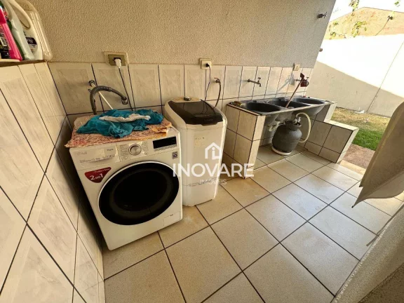 Imagem Casa com 4 dormitórios à venda, 400 m² por R$ 1.900.000,00 - Vila de Furnas - Itumbiara/GO