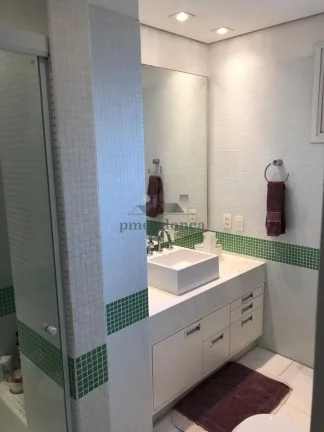 Imagem Apartamento em Higienópolis com 3 quartos (2 suítes) e 3 vagas, 196m²