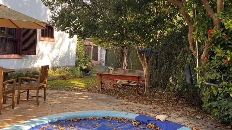 Imagem Casa Alto de Pinheiros - 400M², 4 Dorms, 2 Suítes, 6 Vagas, Alto Padrão.