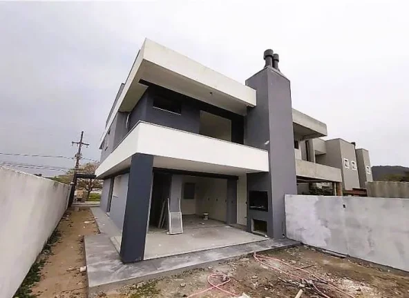 Imagem Casa com 3 quartos, 170 m², à venda por R$ 850.000 São João do Rio Vermelho