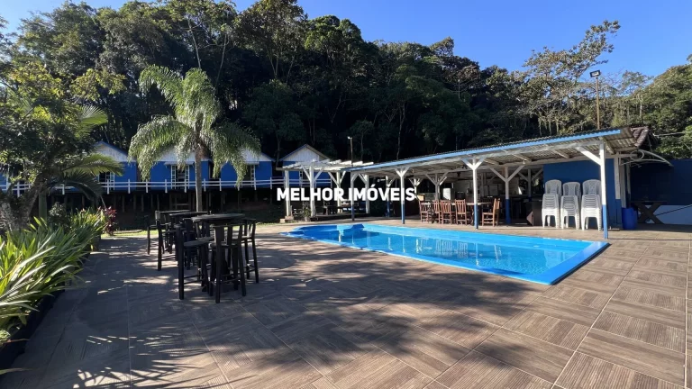 Imagem Chacara a venda em Camboriú com 14.000 m²