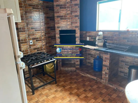 Imagem Rancho vende R$ 500.000 Club Naútico Miguelópolis - SP, 3 quartos sendo 1 suíte, piscina, churrasqueira.