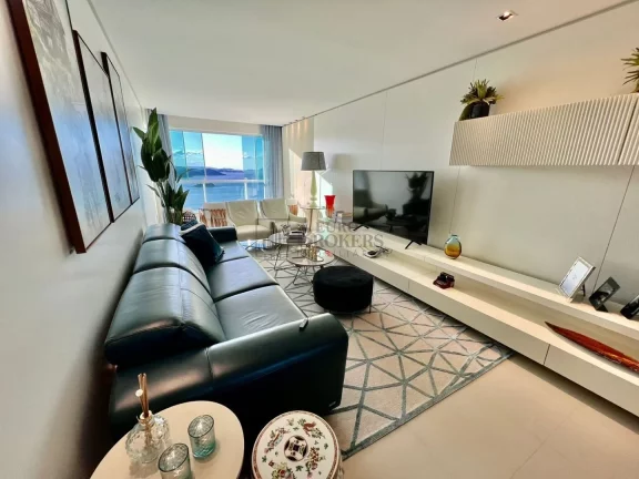 Imagem Apartamento com 4 suítes à venda no Ed. Villa Serena